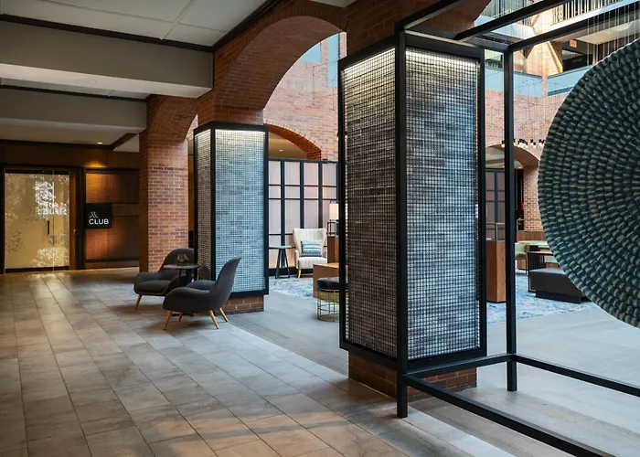 Top Haunted Hotels in Philadelphia to Explore