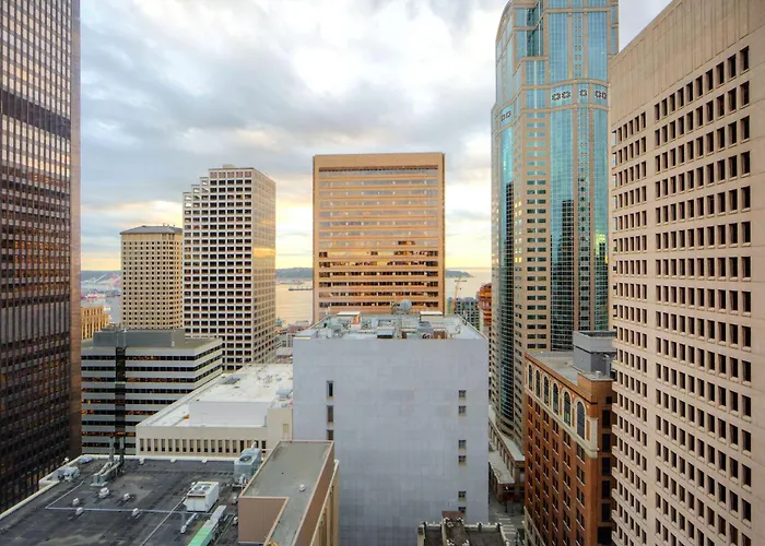 Top Marriott Bonvoy Hotels in Vibrant Seattle