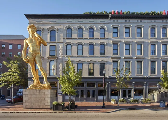 Top Hotels in Downtown Louisville Kentucky