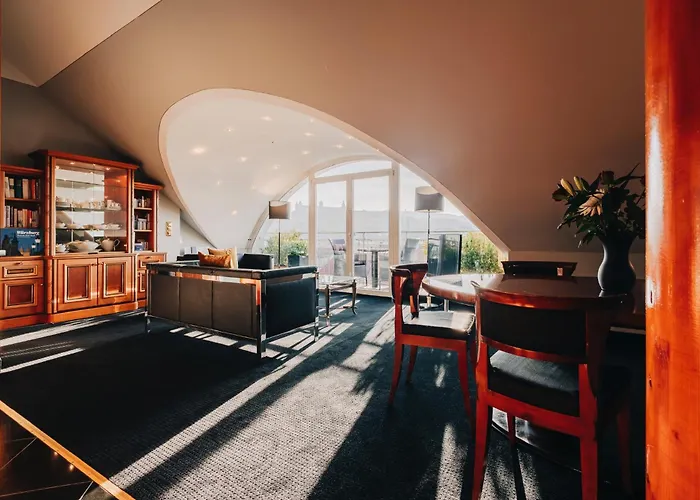 Erstklassige Hotels neben dem Würzburger Bahnhof