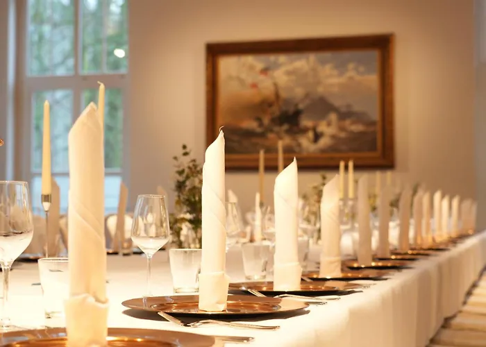 Erstklassige Hotels mit Parkmöglichkeiten in Kiel